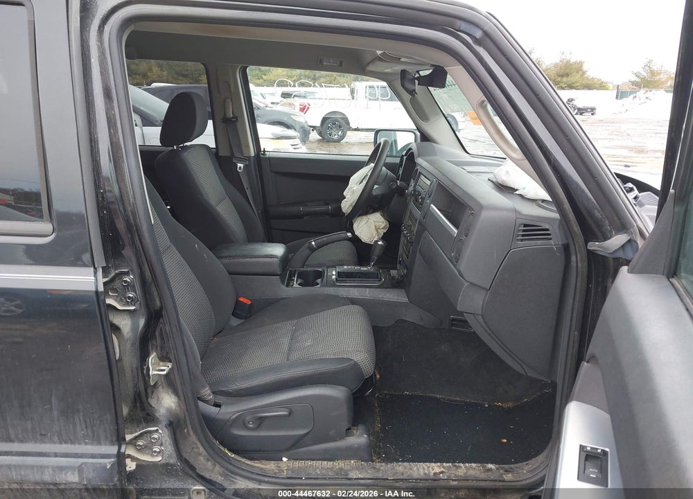 2009 JEEP COMMANDER SPORT VIN: 1J8HG48K79C506795