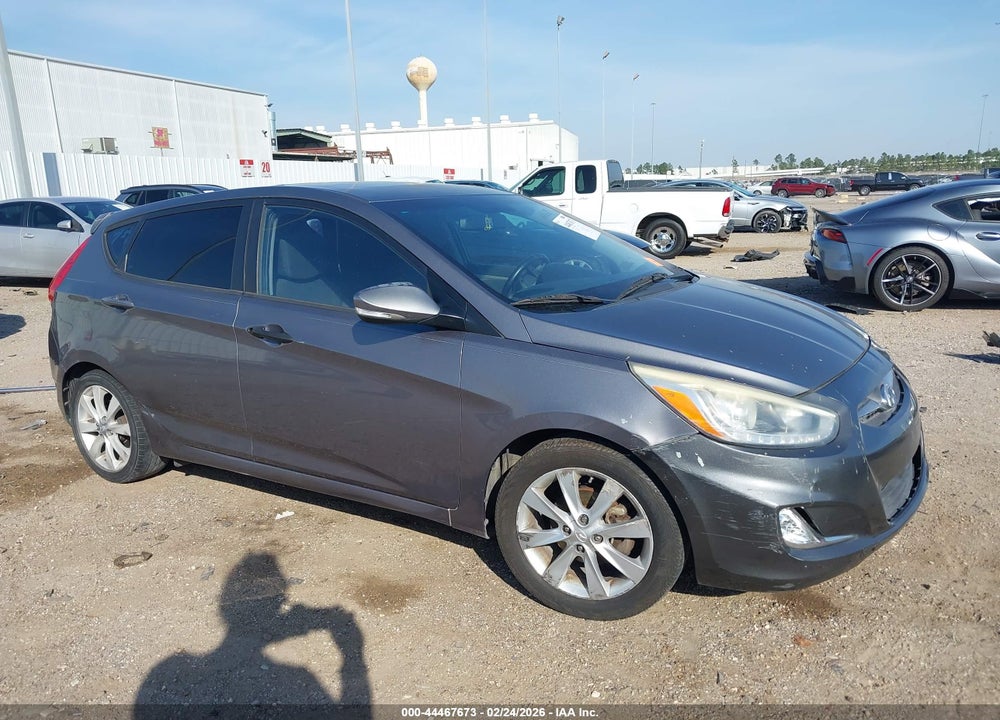 2014 HYUNDAI ACCENT SE VIN: KMHCU5AE4EU188963