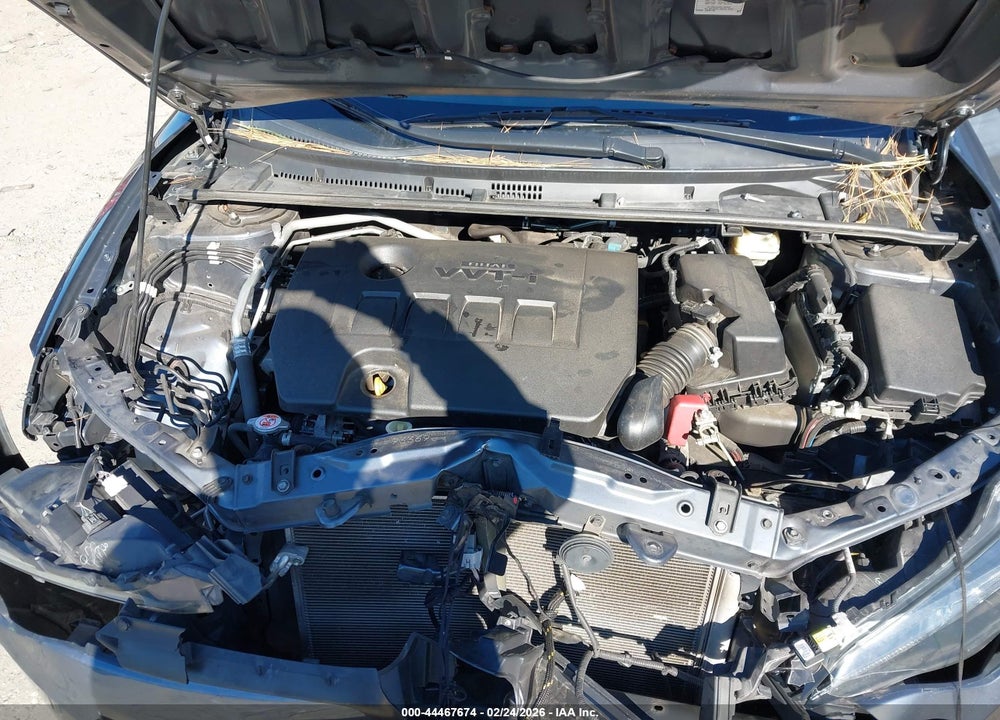 2019 TOYOTA COROLLA LE VIN: 2T1BURHE4KC165186