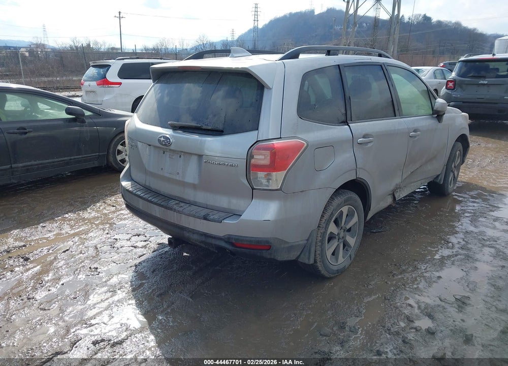 2018 SUBARU FORESTER 2.5I PREMIUM VIN: JF2SJAEC6JH514437