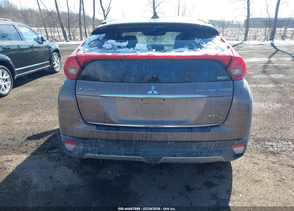 2018 MITSUBISHI ECLIPSE CROSS SEL VIN: JA4AT5AA8JZ042892