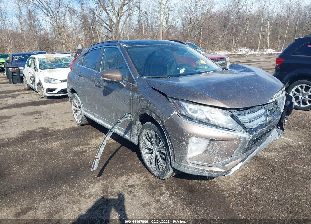 2018 MITSUBISHI ECLIPSE CROSS SEL VIN: JA4AT5AA8JZ042892