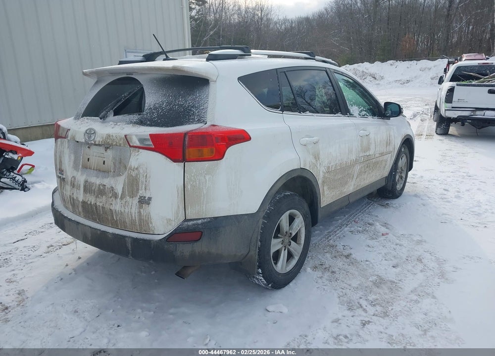 2014 TOYOTA RAV4 XLE VIN: 2T3RFREV8EW190115