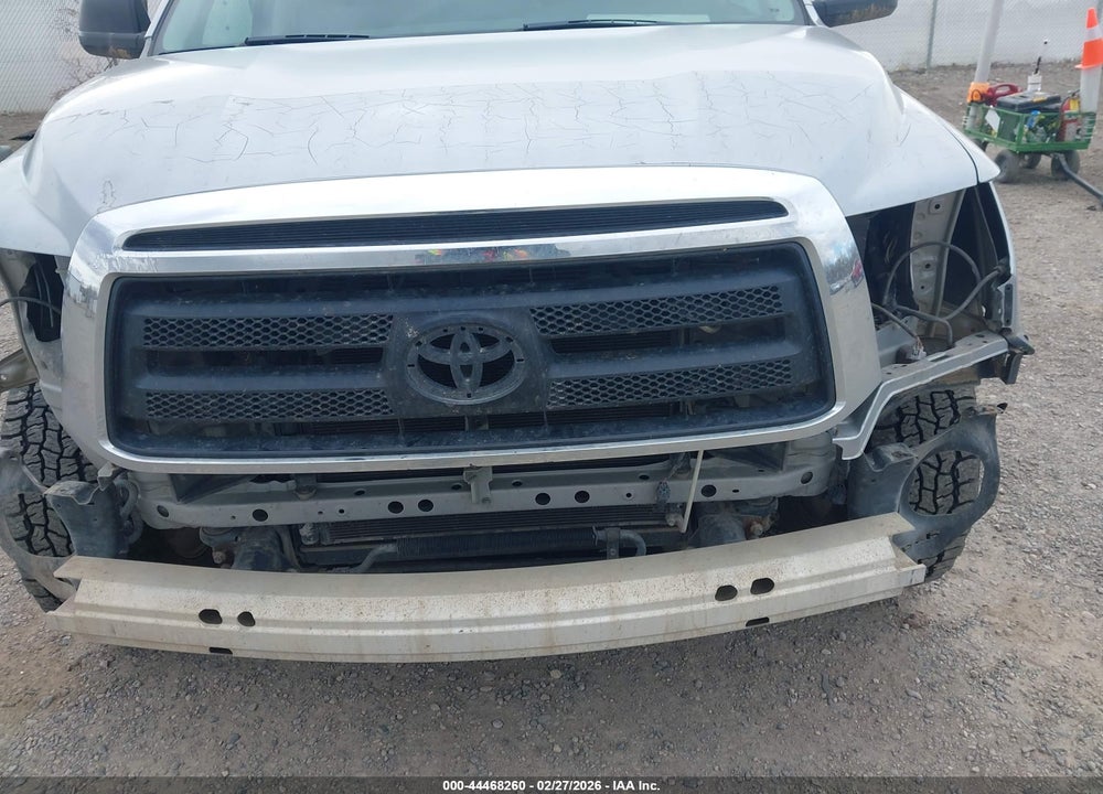 2011 TOYOTA TUNDRA GRADE 4.6L V8 VIN: 5TFUM5F12BX017184