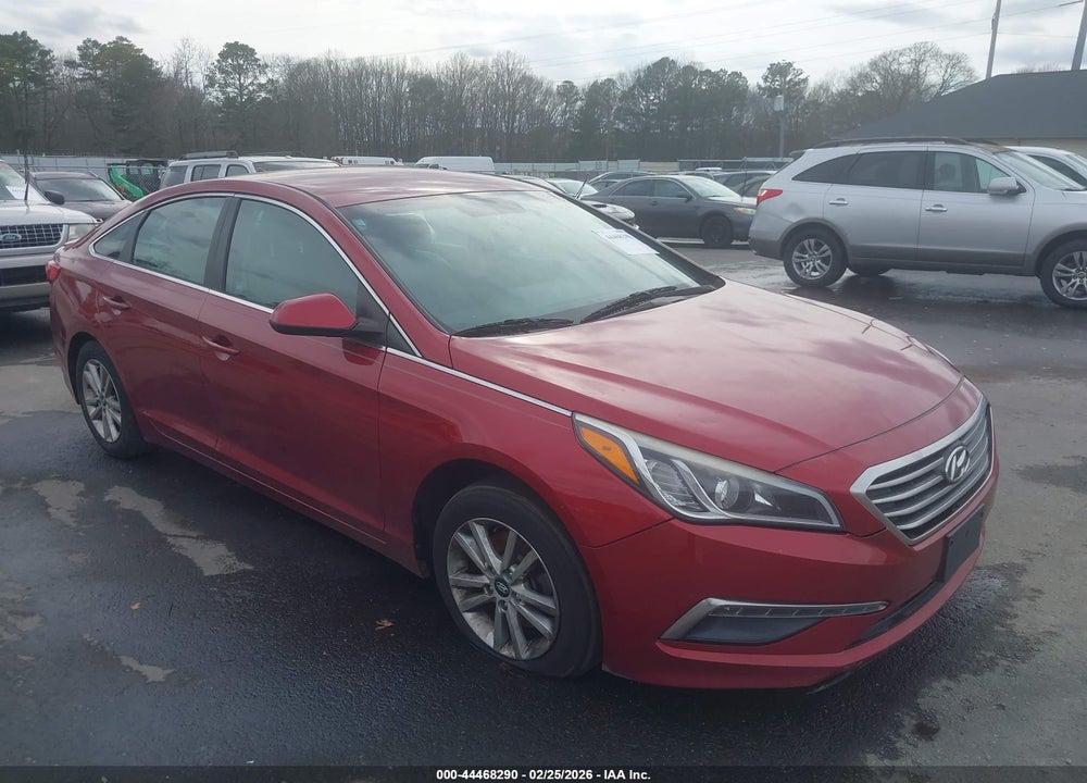 2015 HYUNDAI SONATA SE VIN: 5NPE24AF6FH221656