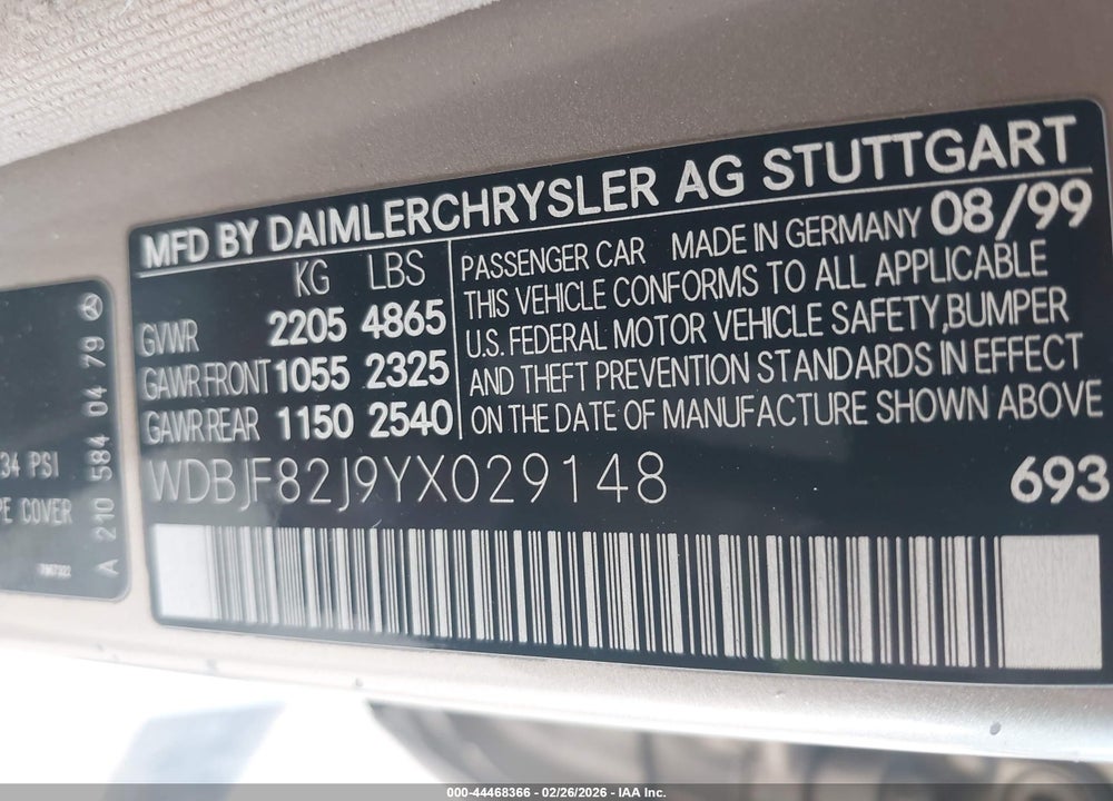 2000 MERCEDES-BENZ E 320 4M VIN: WDBJF82J9YX029148