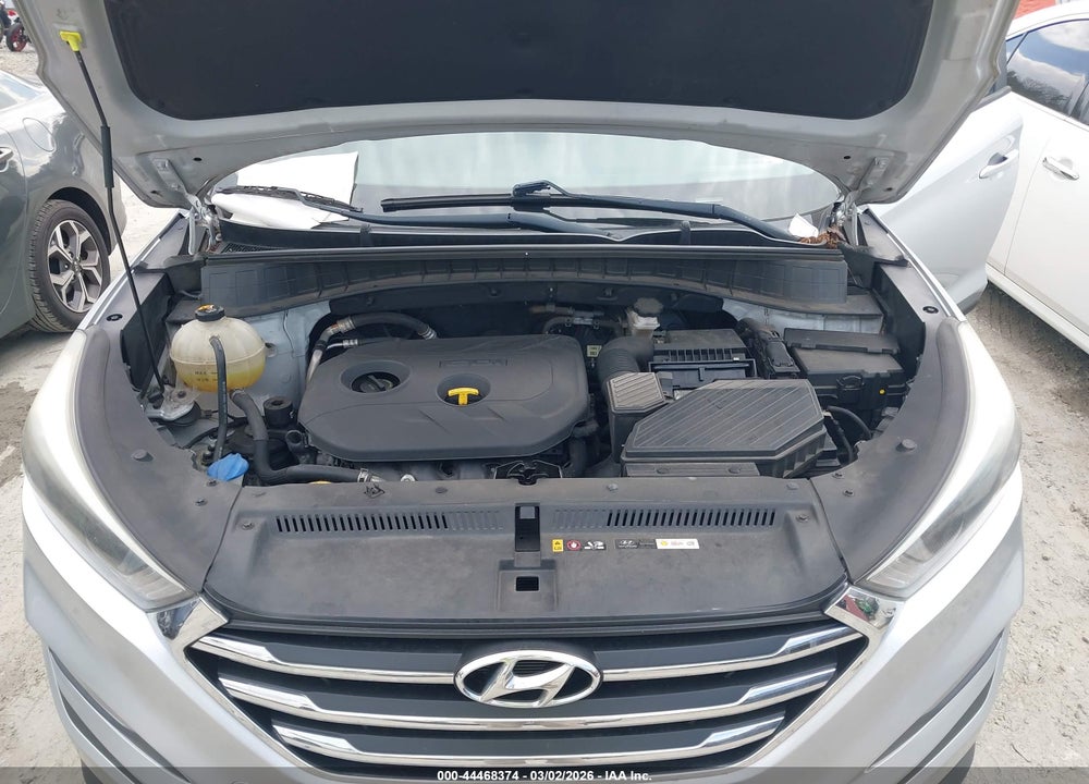 2018 HYUNDAI TUCSON SEL VIN: KM8J33A48JU643118