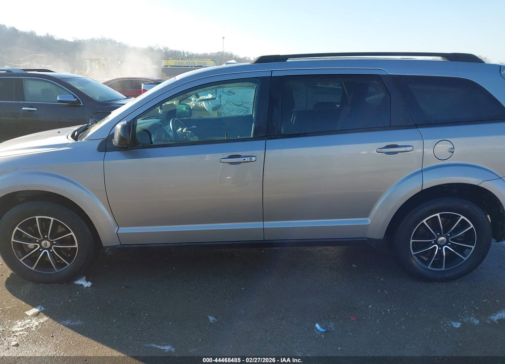 2019 DODGE JOURNEY SE VIN: 3C4PDCBB6KT738328