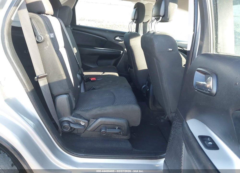 2019 DODGE JOURNEY SE VIN: 3C4PDCBB6KT738328