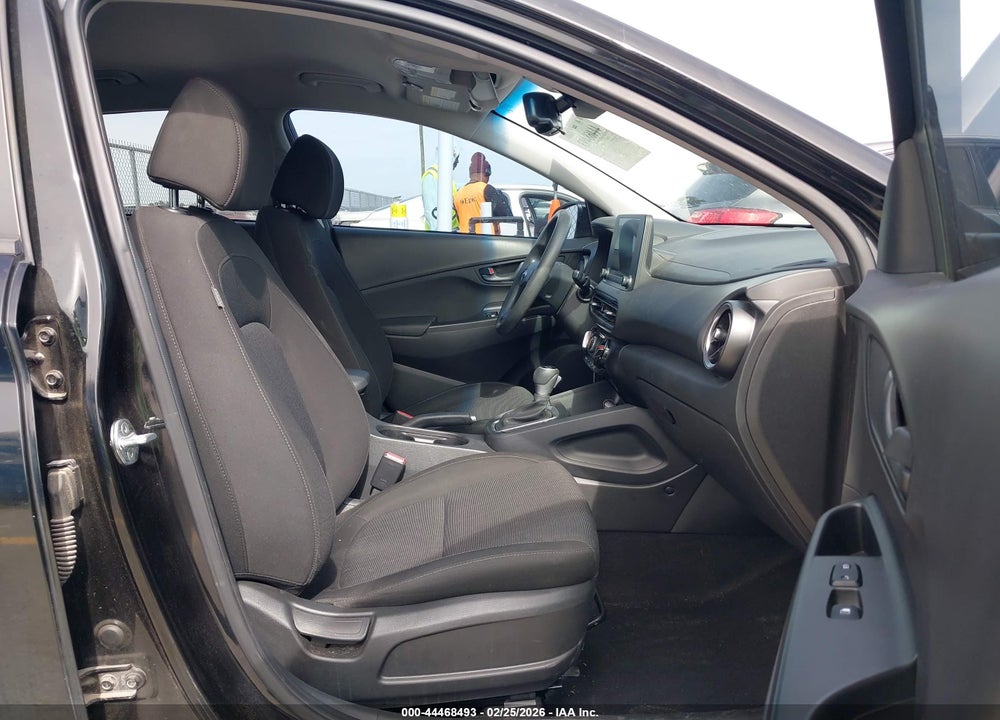 2022 HYUNDAI KONA SEL VIN: KM8K62ABXNU902055