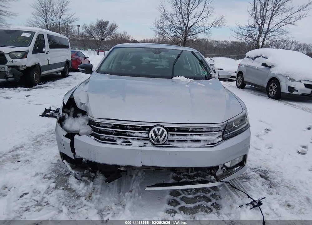 2016 VOLKSWAGEN PASSAT V6 SEL PREMIUM VIN: 1VWCM7A35GC052569