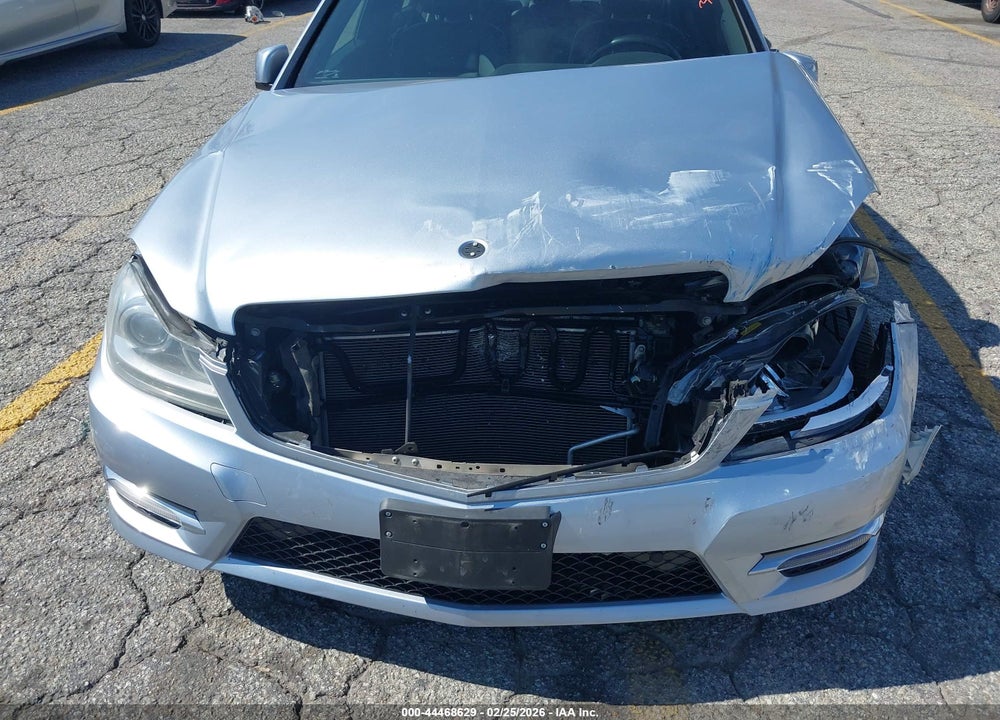 2014 MERCEDES-BENZ C 350 SPORT VIN: WDDGF5HB6EA951195