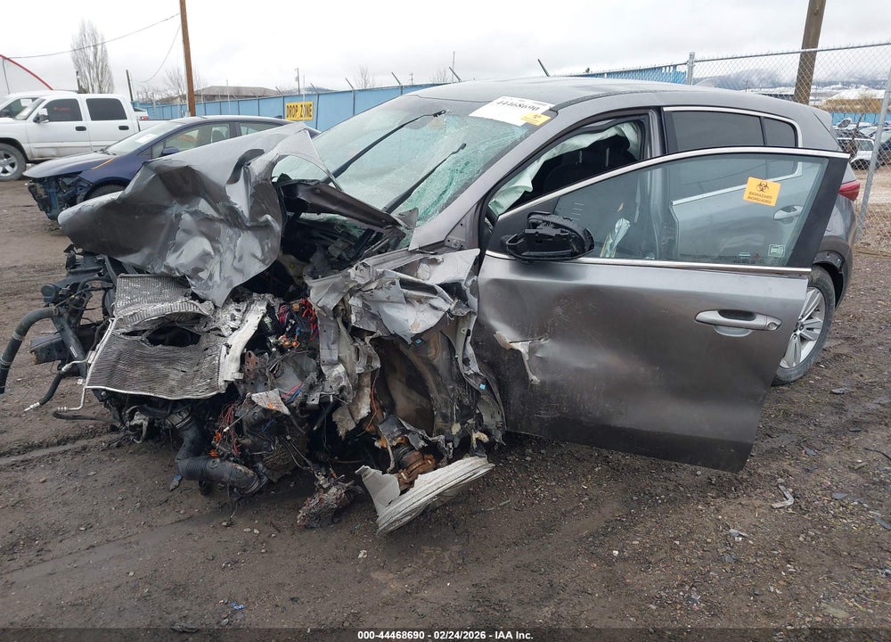 2018 KIA SPORTAGE LX VIN: KNDPMCAC5J7466870
