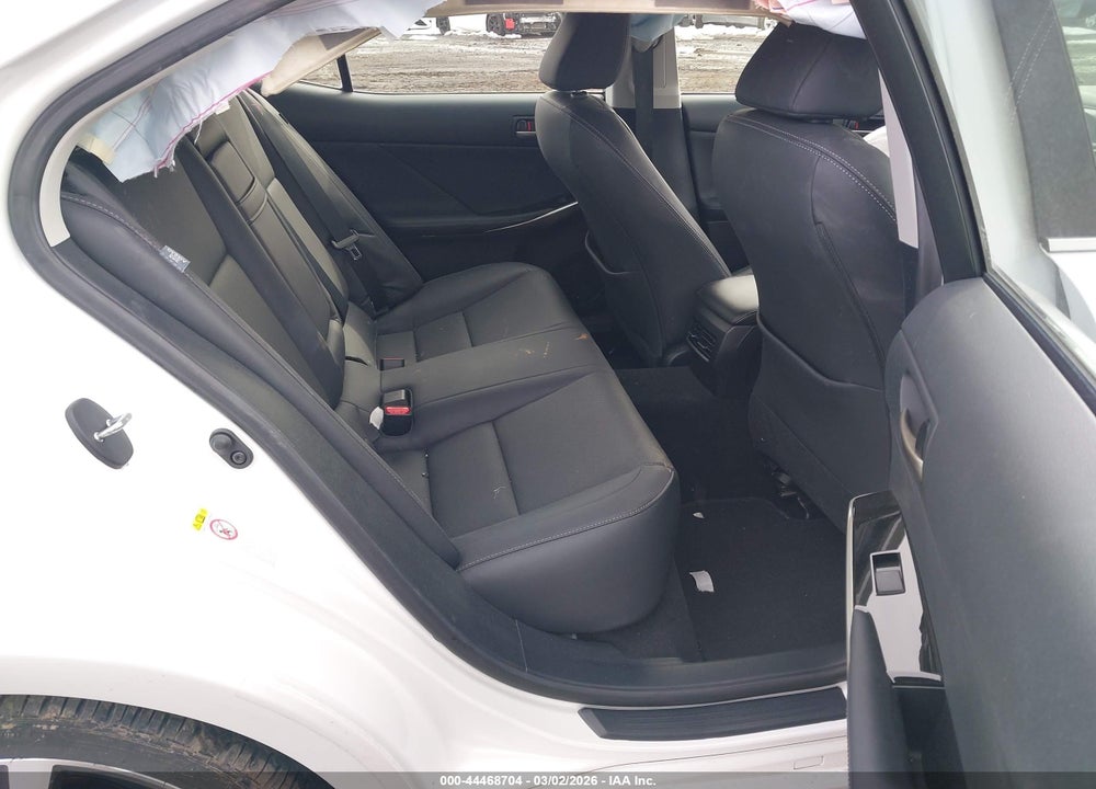 2018 LEXUS IS 300 VIN: JTHC81D25J5027690