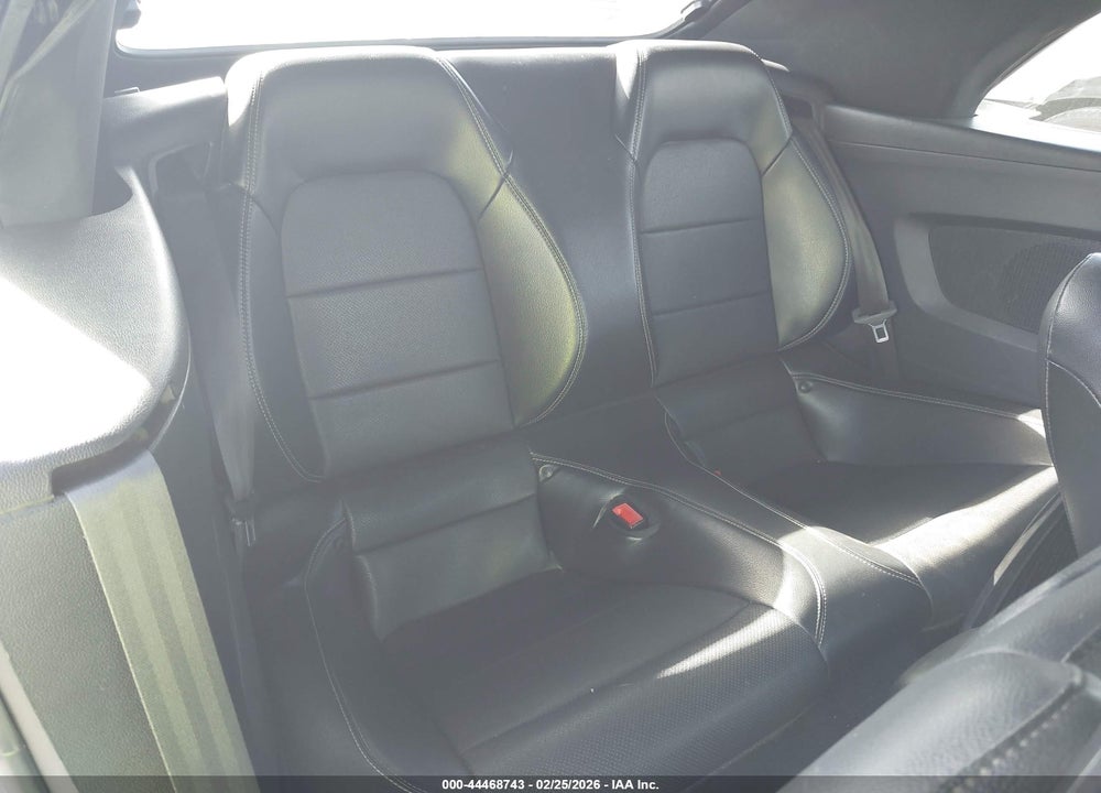 2020 FORD MUSTANG VIN: 1FATP8UH9L5105933