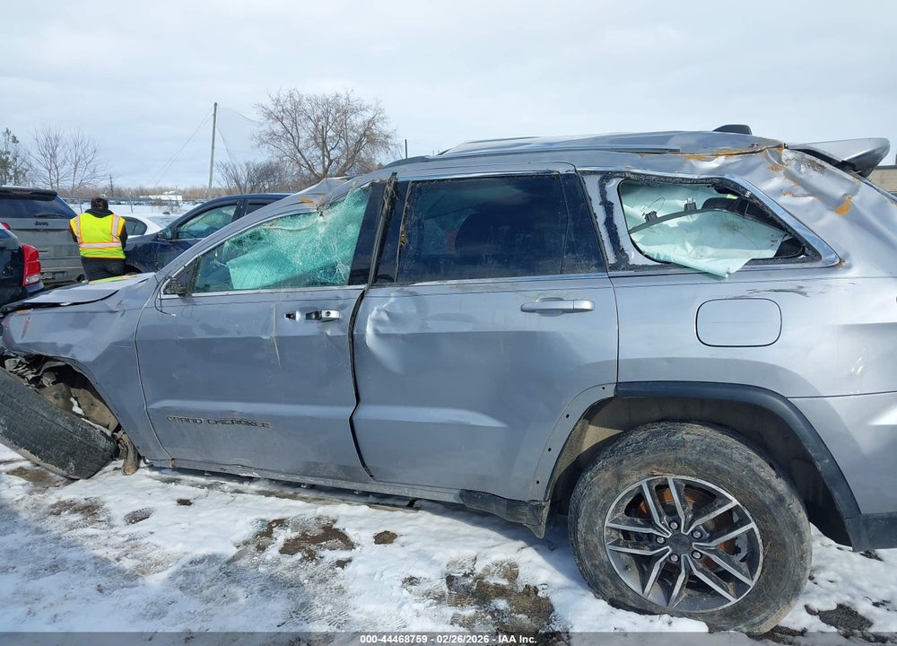 2020 JEEP GRAND CHEROKEE LAREDO E 4X4 VIN: 1C4RJFAG2LC208757