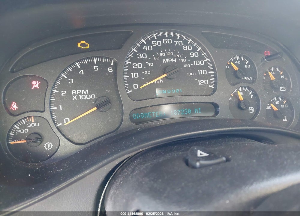 2003 CHEVROLET SUBURBAN 2500 LT VIN: 3GNGK26G53G208200