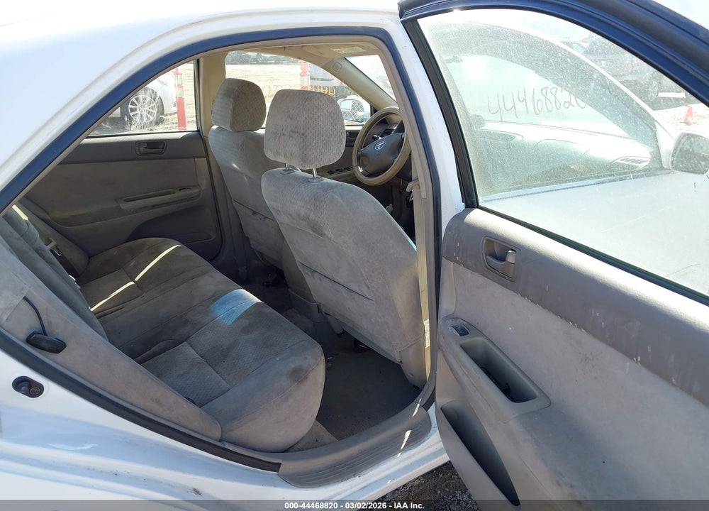 2003 TOYOTA CAMRY LE VIN: 4T1BE30K33U139688