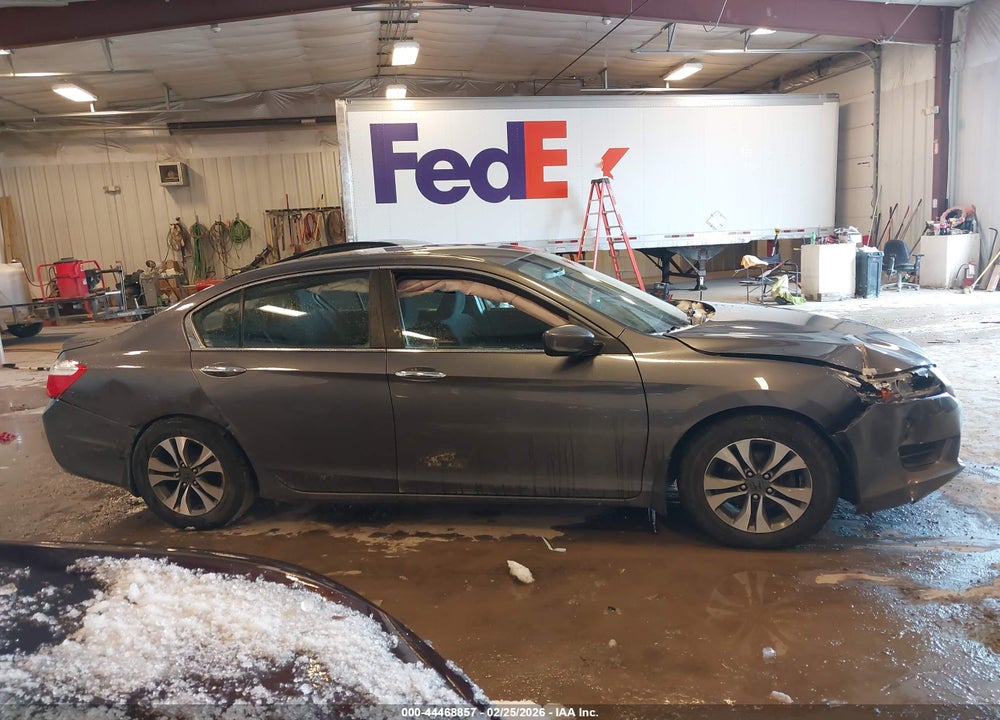 2013 HONDA ACCORD LX VIN: 1HGCR2F30DA096603