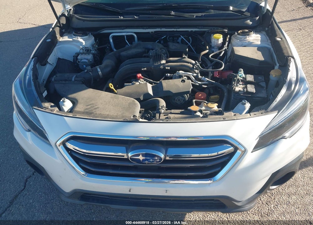 2018 SUBARU OUTBACK 2. VIN: 4S4BSACC2J3259521