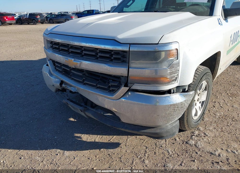 2018 CHEVROLET SILVERADO 1500 1LT VIN: 1GCRCREC0JZ161810