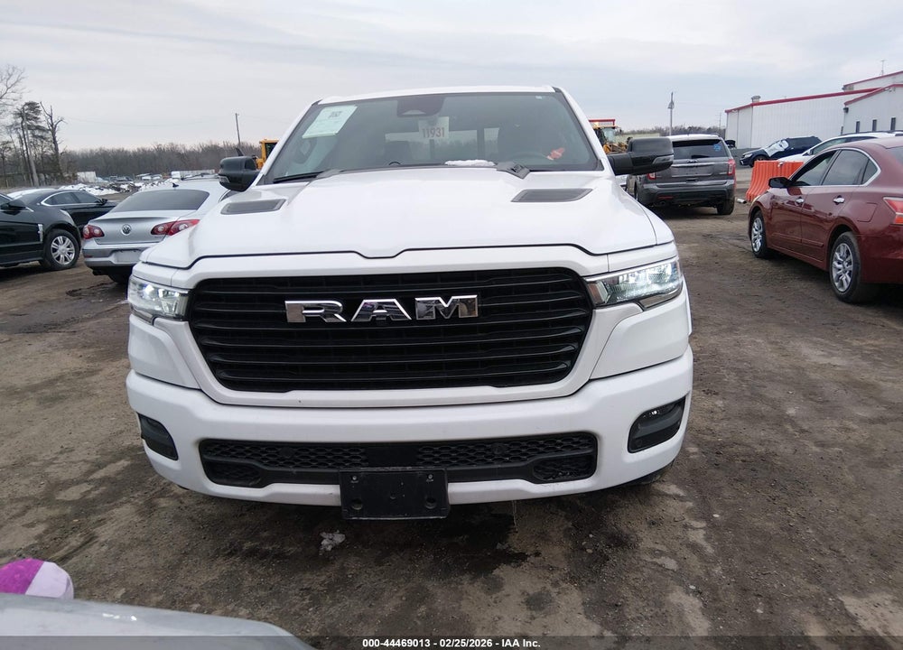 2025 RAM 1500 LAIE  4X4 5'7 BOX VIN: 1C6SRFJP8SN582391