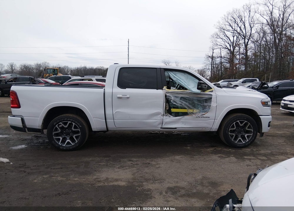 2025 RAM 1500 LAIE  4X4 5'7 BOX VIN: 1C6SRFJP8SN582391