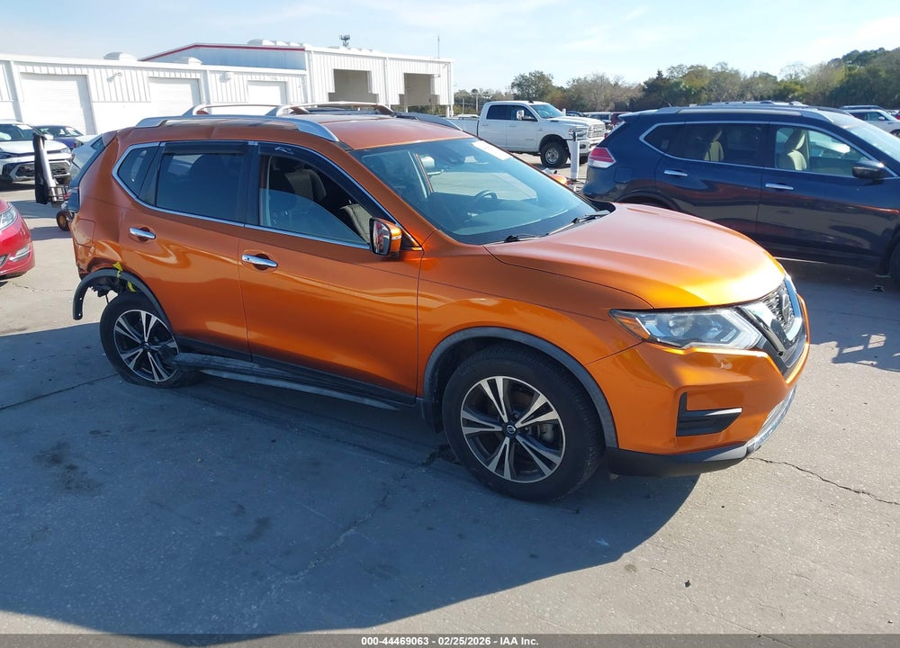 2020 NISSAN ROGUE SV FWD VIN: JN8AT2MT2LW007761