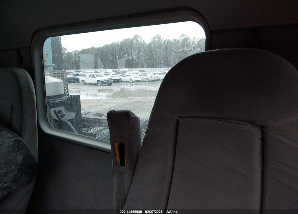 2009 FREIGHTLINER CONVENTIONAL COLUMBIA VIN: 1FUJA6CK59DAM8421