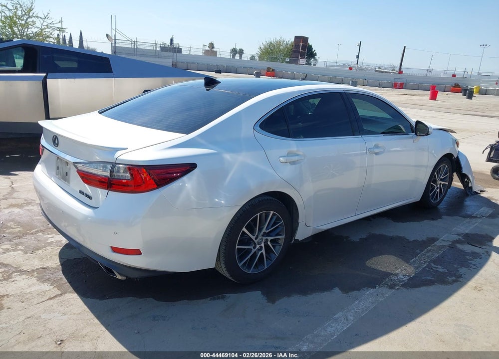 2017 LEXUS ES 350 VIN: 58ABK1GG4HU072369