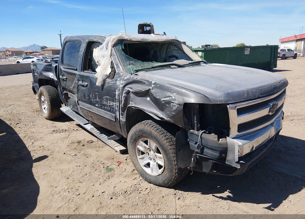 2011 CHEVROLET SILVERADO 1500 XTRA FUEL ECONOMY VIN: 3GCPCSE36BG136586