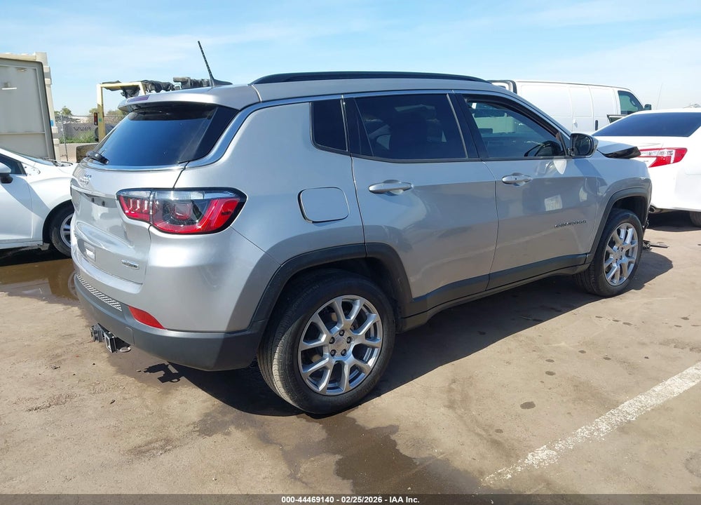 2022 JEEP COMPASS LATITUDE LUX 4X4 VIN: 3C4NJDFB8NT187064
