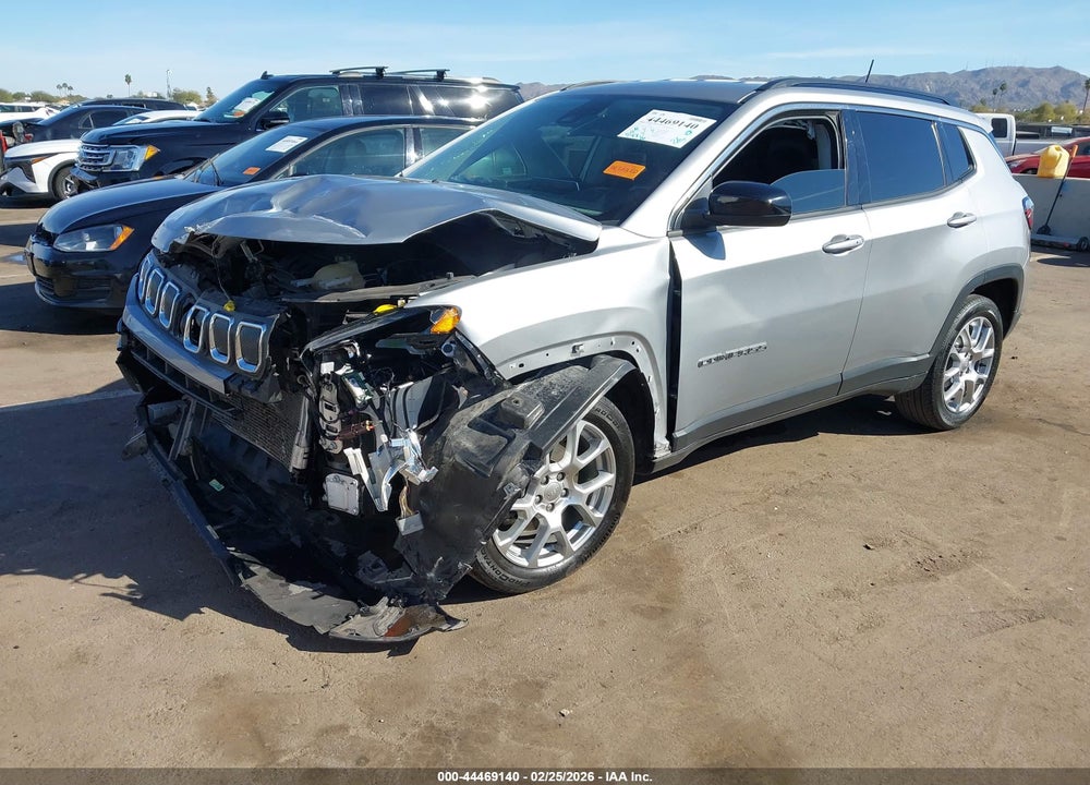 2022 JEEP COMPASS LATITUDE LUX 4X4 VIN: 3C4NJDFB8NT187064