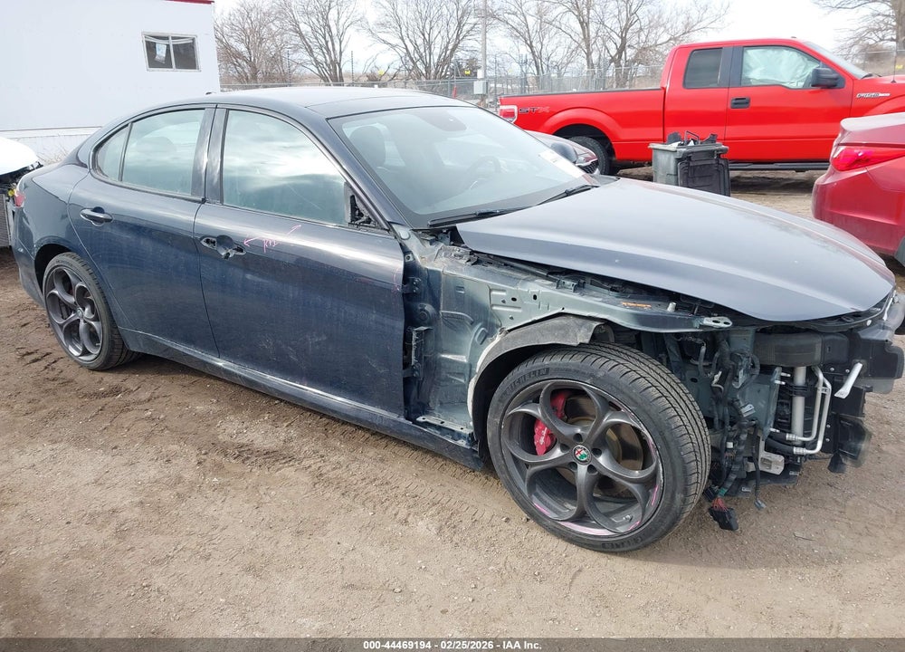 2019 ALFA ROMEO GIULIA TI SPORT AWD VIN: ZARFANBN2K7608504