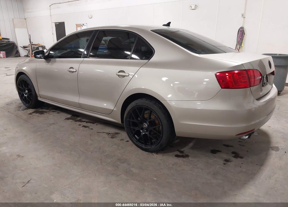 2014 VOLKSWAGEN JETTA 1.8T SEL VIN: 3VWL07AJ4EM288460