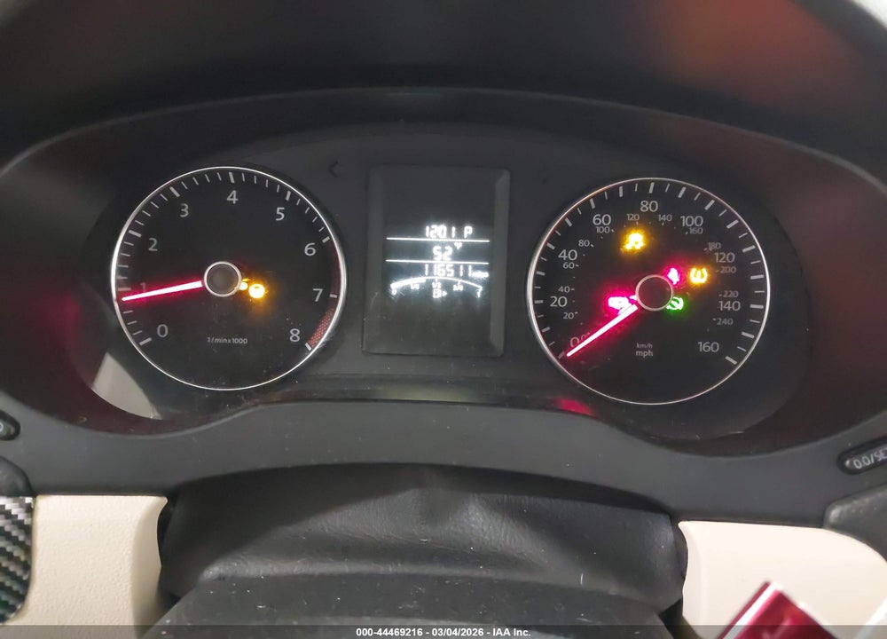 2014 VOLKSWAGEN JETTA 1.8T SEL VIN: 3VWL07AJ4EM288460