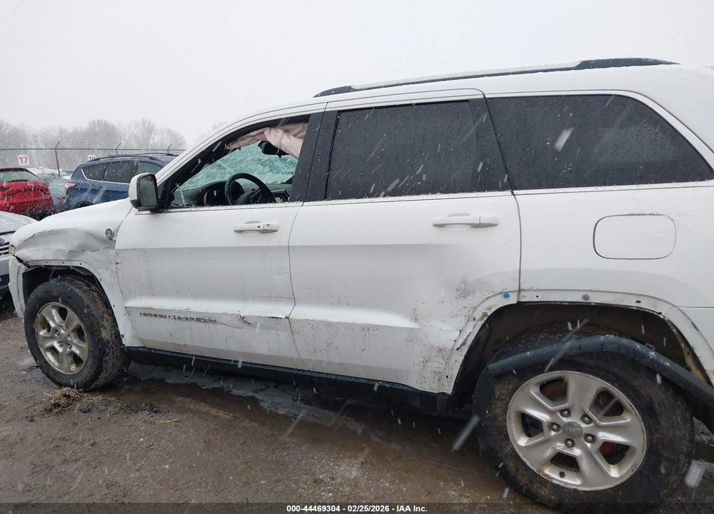 2014 JEEP GRAND CHEROKEE LAREDO VIN: 1C4RJFAG0EC180556