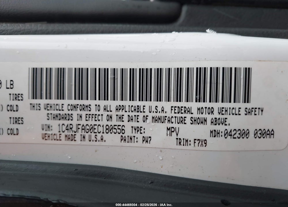 2014 JEEP GRAND CHEROKEE LAREDO VIN: 1C4RJFAG0EC180556