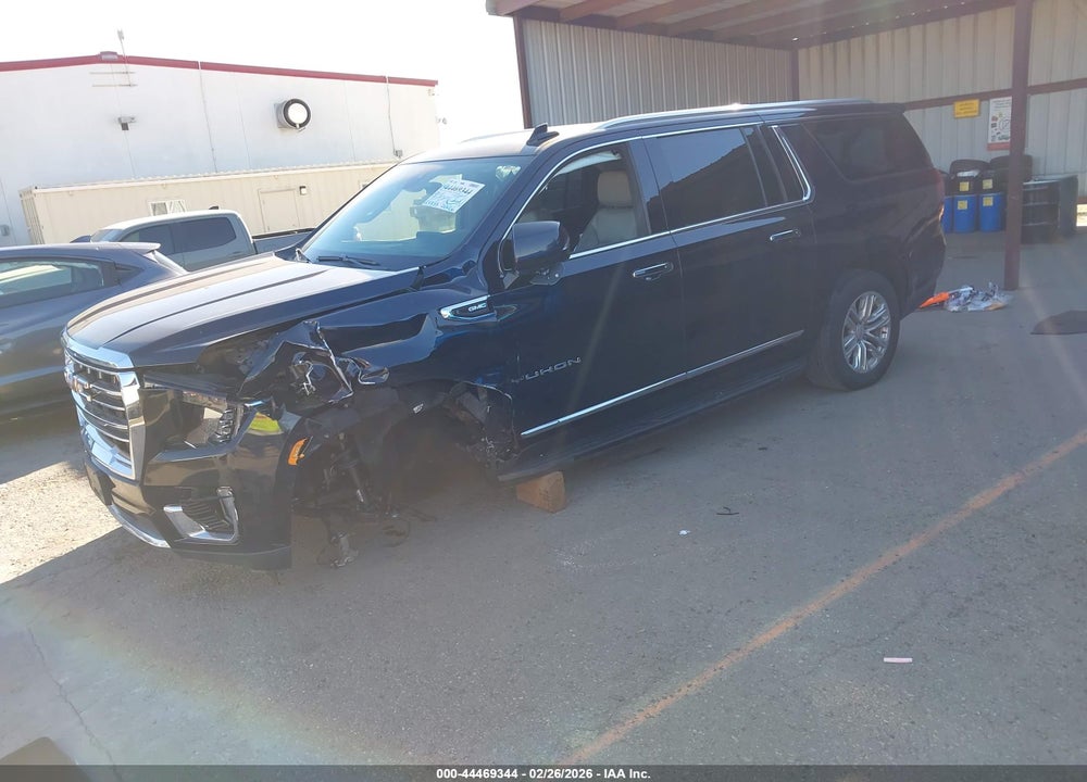 2022 GMC YUKON XL 4WD SLT VIN: 1GKS2GKD6NR245310