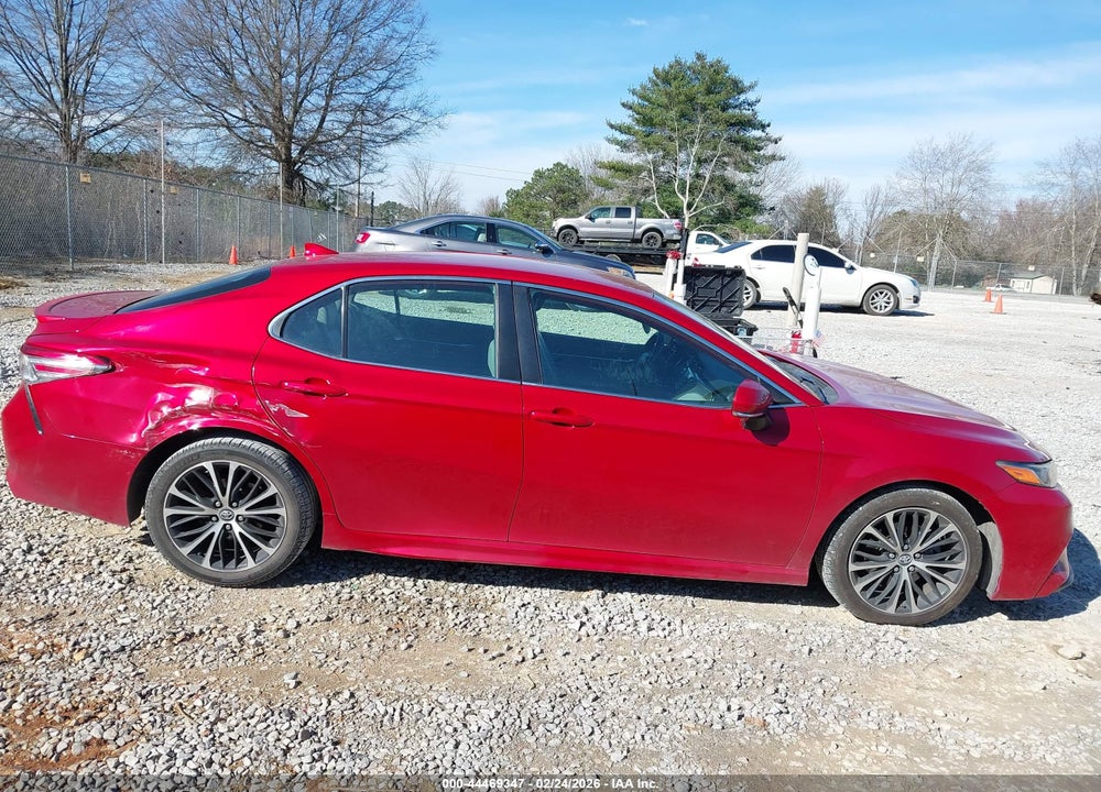 2019 TOYOTA CAMRY SE VIN: 4T1B11HK2KU215324