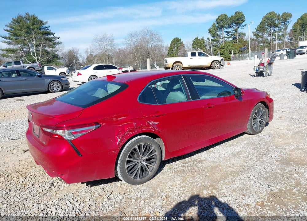 2019 TOYOTA CAMRY SE VIN: 4T1B11HK2KU215324