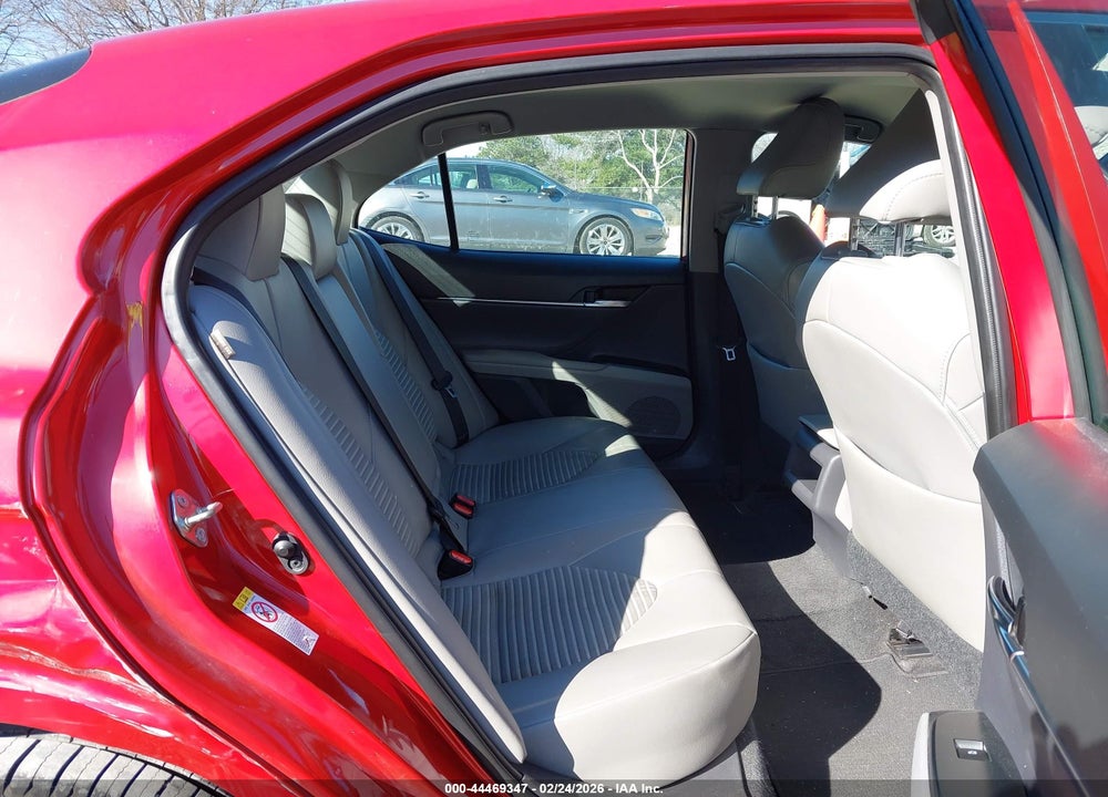 2019 TOYOTA CAMRY SE VIN: 4T1B11HK2KU215324