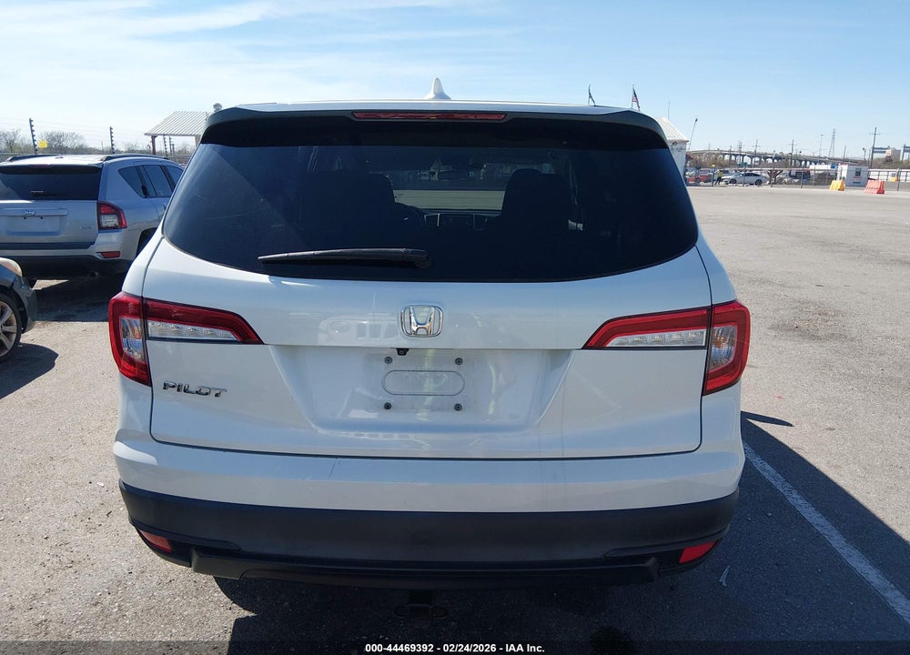 2020 HONDA PILOT 2WD LX VIN: 5FNYF5H10LB019522