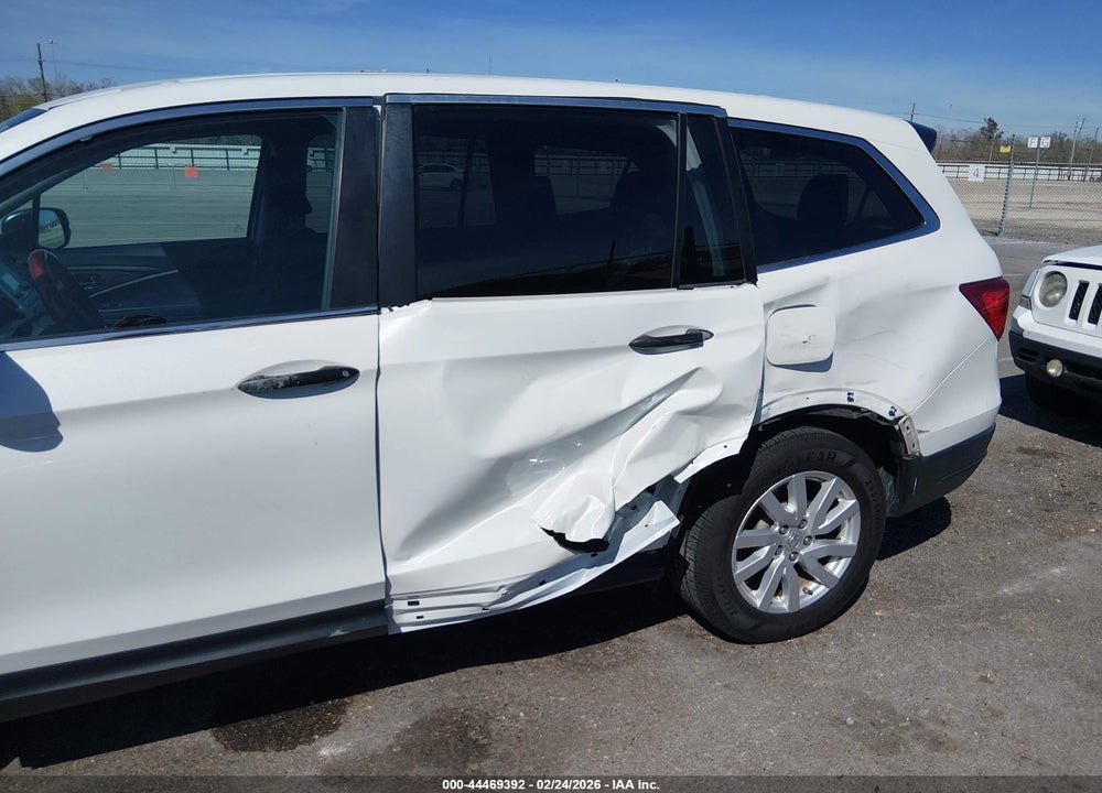 2020 HONDA PILOT 2WD LX VIN: 5FNYF5H10LB019522