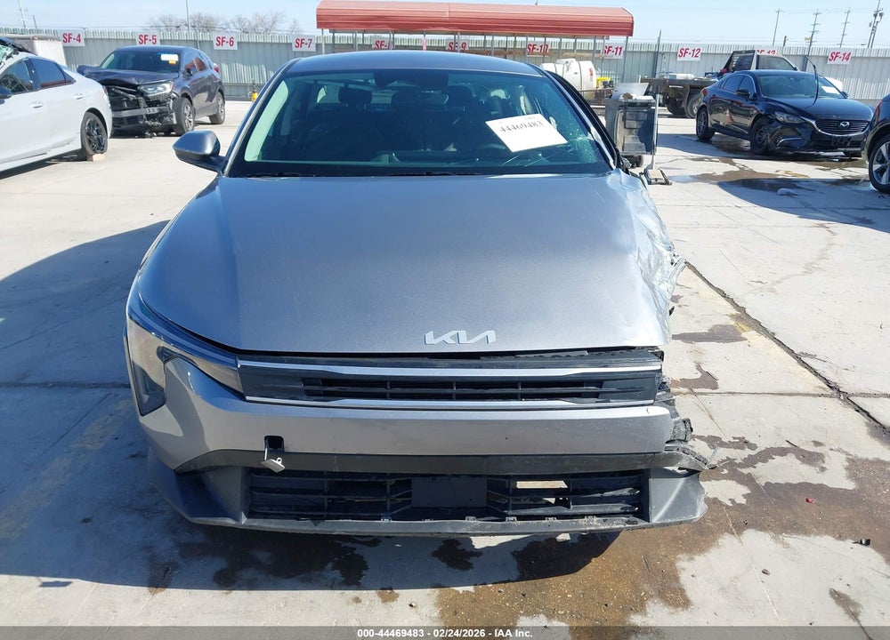 2025 KIA K4 LXS VIN: 3KPFT4DE8SE046054