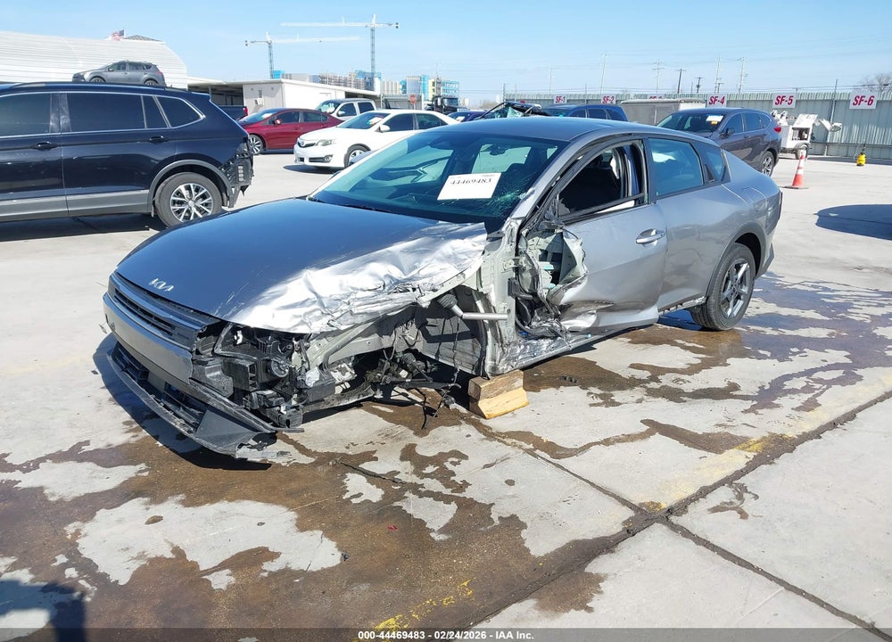 2025 KIA K4 LXS VIN: 3KPFT4DE8SE046054