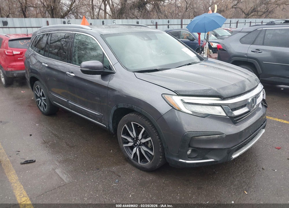2019 HONDA PILOT TOURING VIN: 5FNYF6H6XKB029104