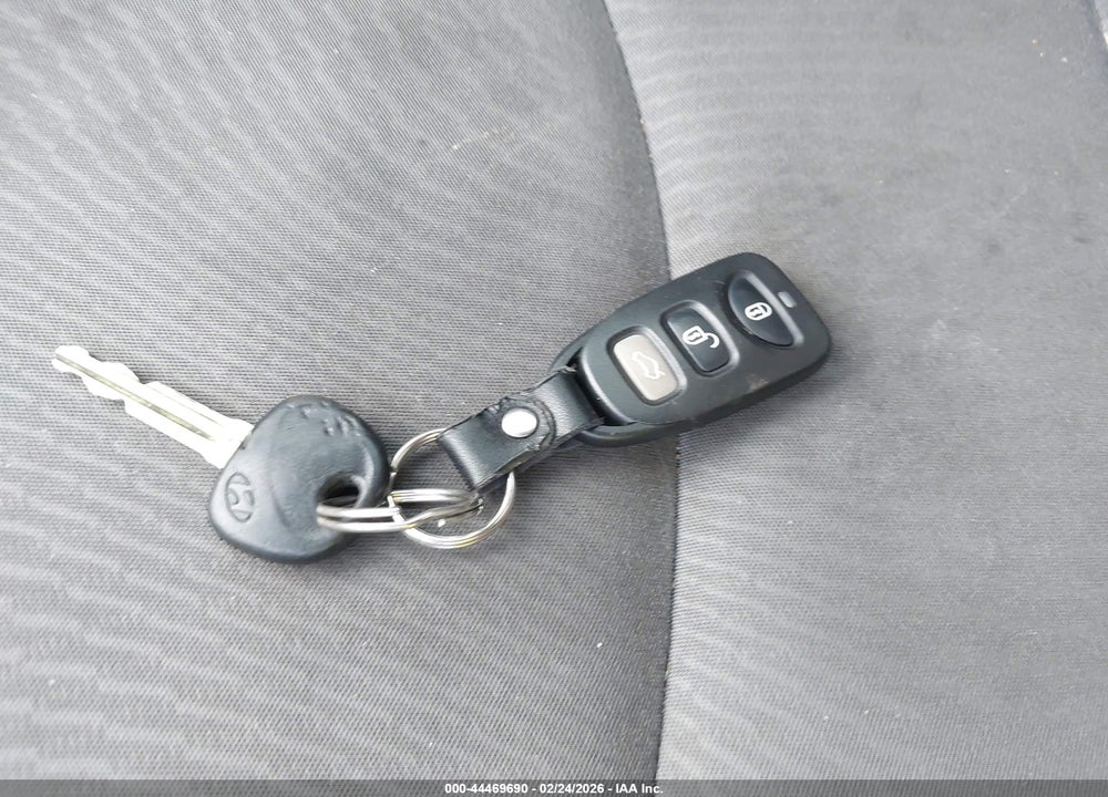 2016 HYUNDAI ELANTRA SE VIN: KMHDH4AEXGU582585