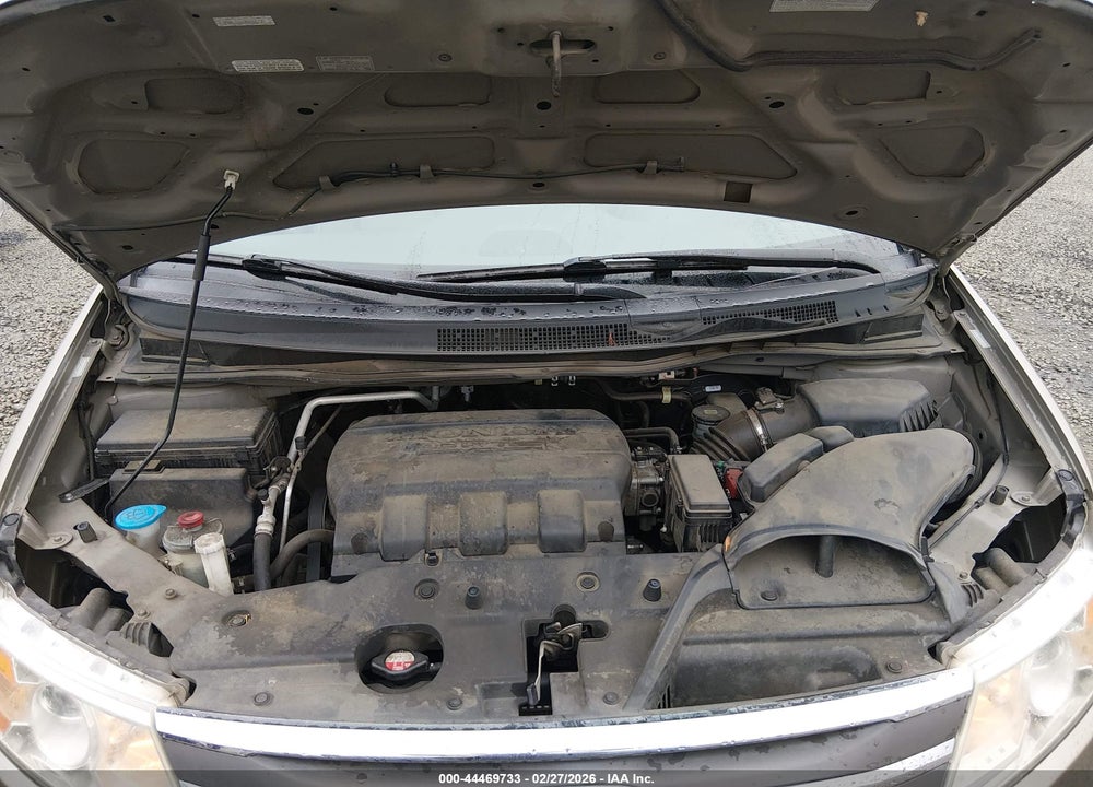 2011 HONDA ODYSSEY EX-L VIN: 5FNRL5H6XBB065737