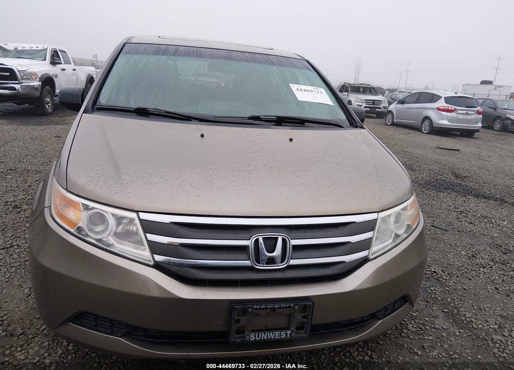 2011 HONDA ODYSSEY EX-L VIN: 5FNRL5H6XBB065737